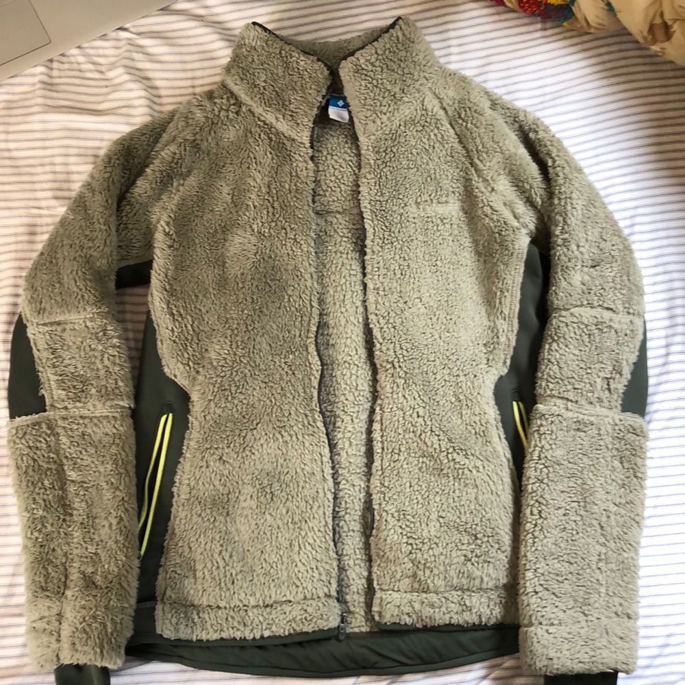 Women’s Size Large Columbia Fleece Zip-Up